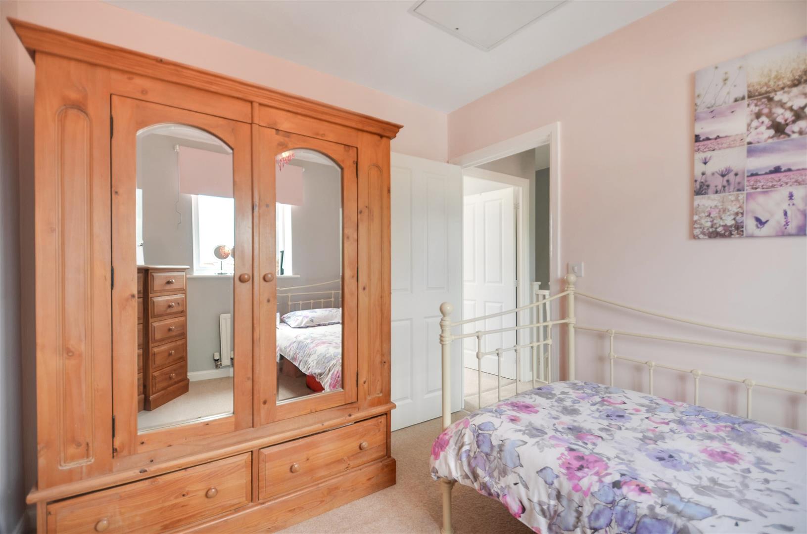 Broad Mead Avenue, Great Denham, Beds